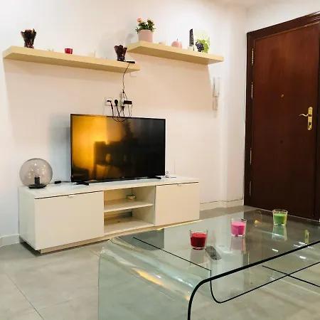 Estrella Centro * ماربيا